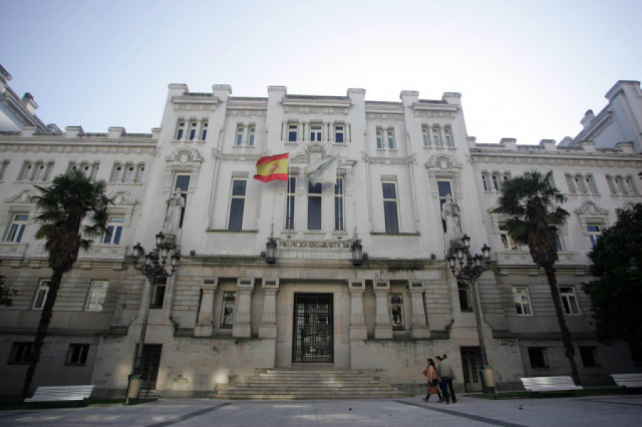 La Justicia exculpa al Ayuntamiento de la caída de una vecina que se rompió una pierna tras tropezar en San Andrés