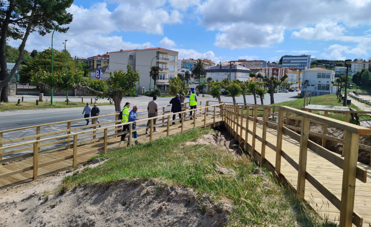 Las obras de la Playa Grande de Miño entran en su última fase y el arenal estará listo en verano