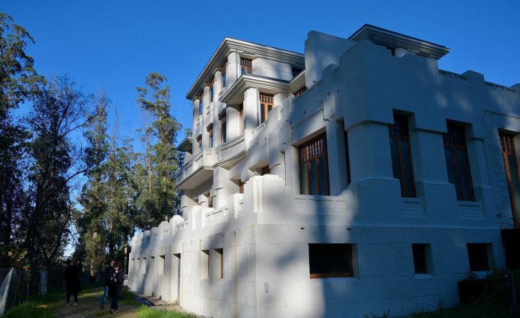 El sanatorio de Cesuras sale de la ‘Lista Roja’ del patrimonio abandonado después de casi veinte años