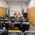 Reunión entre el Ayuntamiento de A Coruña y las direcciones de los centros de enseñanza