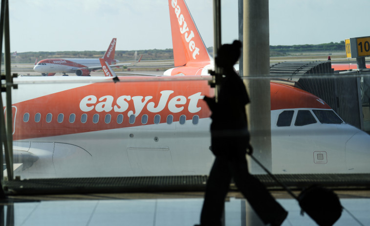 Multa histórica de 150 millones a Ryanair, Vueling, EasyJet y Volotea por cobrar por el equipaje de cabina
