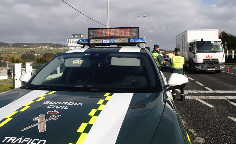 Investigado en Oza-Cesuras por conducir sin carnet y sin seguro en el coche ni ITV