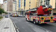 Hospitalizada en A Coruña una mujer tras un incendio junto a su piso