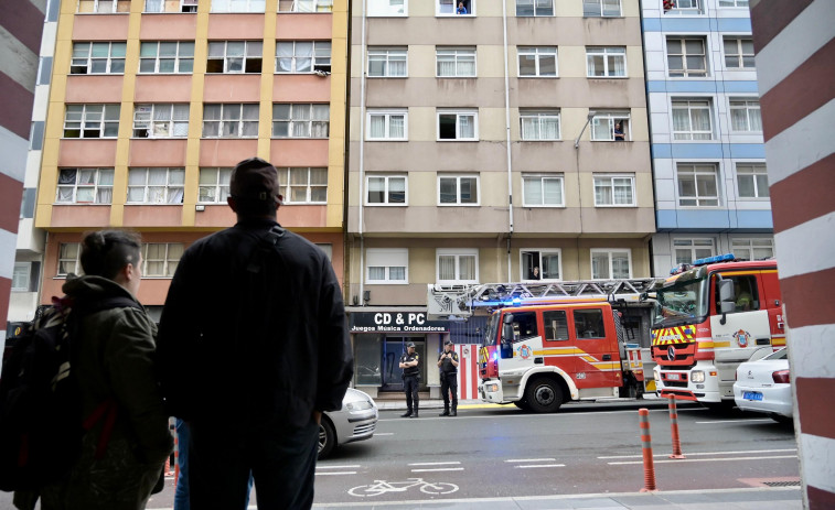 Incendio en el edificio okupado de la ronda de Nelle