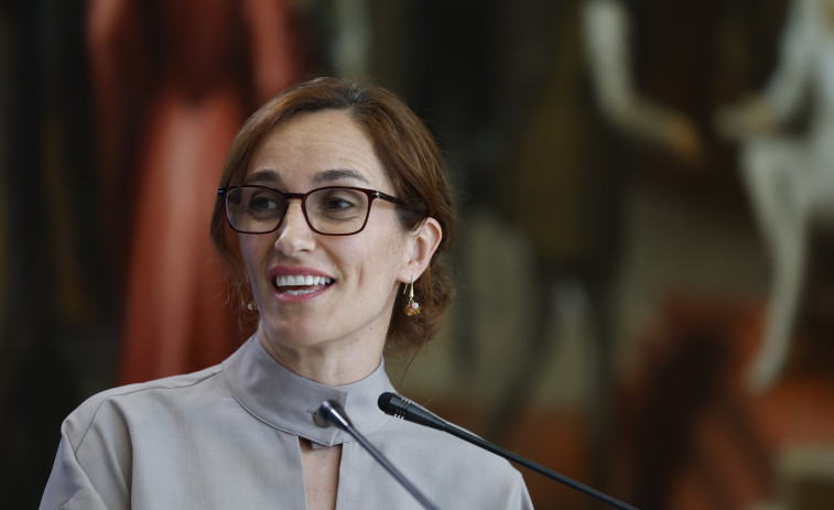 Mónica García aboga por desmedicalizar las residencias y domiciliar más los cuidados
