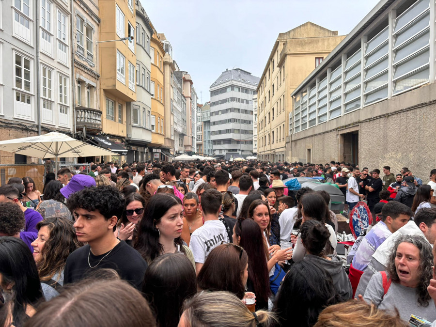 En la calle San Juan de A Coruña la cerveza ‘molla o pan’