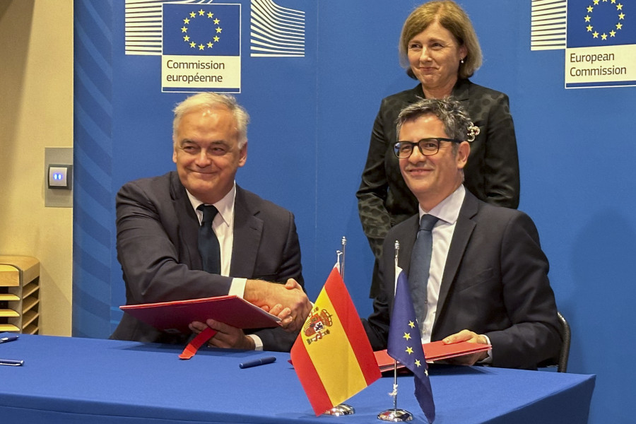 El PSOE y el PP firman la renovación del CGPJ tras cinco años de bloqueo