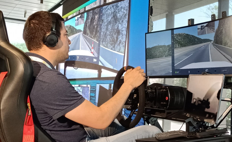 Un coche conducido a distancia cruza a Francia por primera vez por la AP-7 en un proyecto europeo