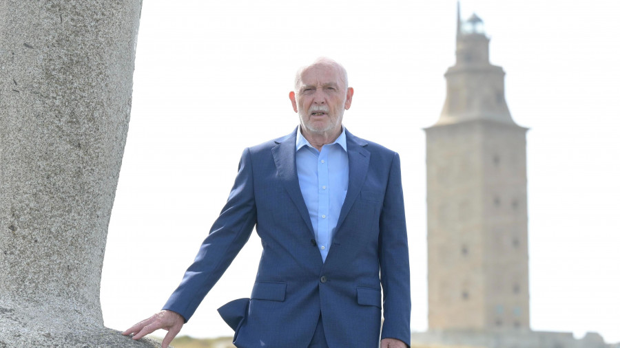 El guardián del faro que tiene un hueco en la historia de A Coruña