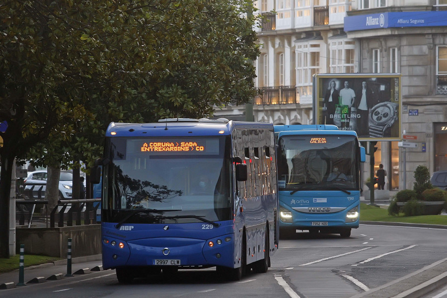 Seoane insiste en reclamar  a la Xunta la reposición de todas las líneas de bus en Oleiros