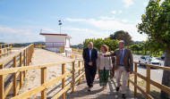 Miño encara el verano tras la regeneración dunar de la Praia Grande