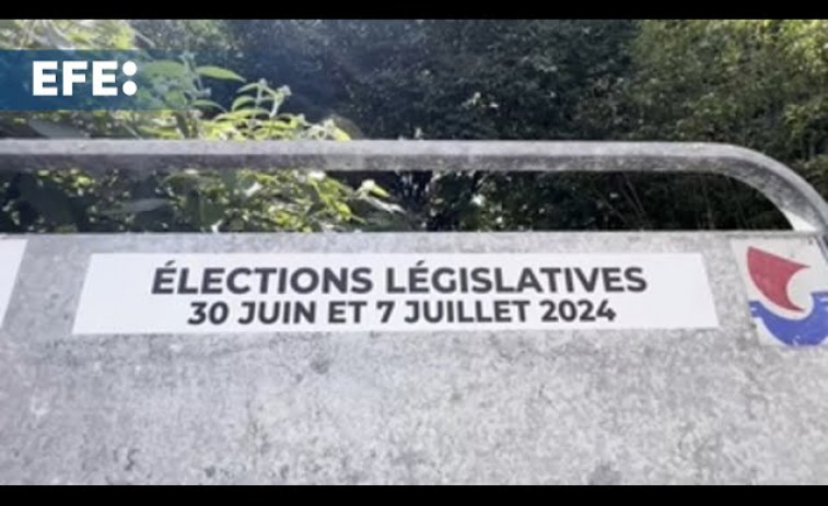 Más de 200 renuncias en la segunda vuelta para evitar la mayoría absoluta de Le Pen