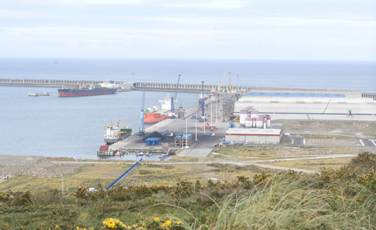 El Puerto de A Coruña empieza a construir el tren de Langosteira