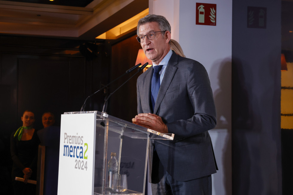 MADRID, 27/06/2024.- El líder del PP, Alberto Núñez Feijoo, ofrece un discurso este jueves en la entrega de los premios Merca2 en Madrid. EFE/ Zipi Aragon
