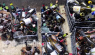 El botellero de la calle Oliva, en A Coruña, se hace viral