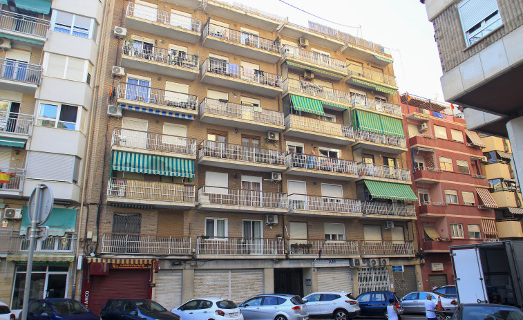 Un hombre mata a tiros a su mujer y después se quita la vida en Alicante