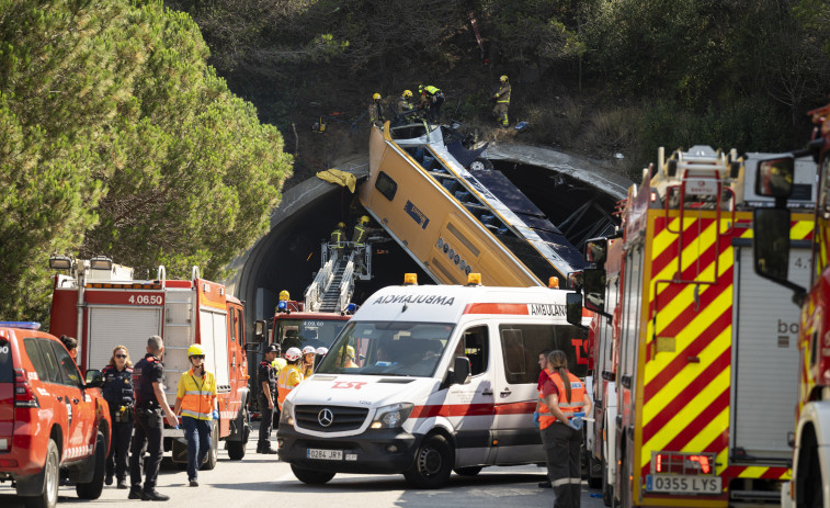 Inditex ofrece traslados y alojamiento a los trabajadores afectados por el accidente de autobús de Barcelona