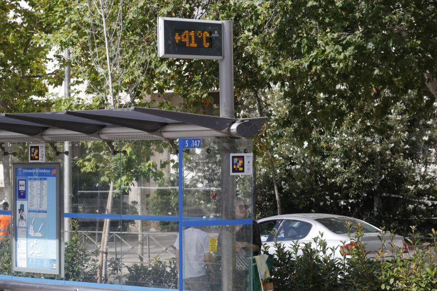 Ola de calor con más de 40 grados en España y 23 grados, nubosidad y chubascos en A Coruña