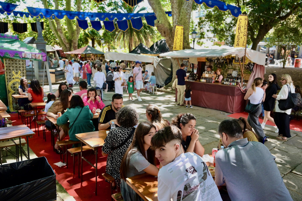 A Coruña entra en su etapa medieval con la celebración de una edición más de su Feira das Marabillas (19)