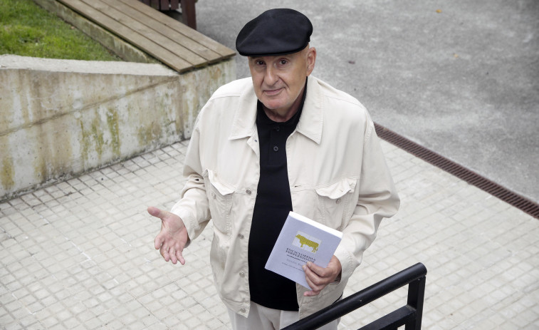 Antón Reixa | “A poesía é onde estou máis a gusto e o que me gustaría que quedase de min”
