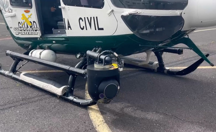 Rescatan en helicóptero a 16 personas afectadas por las inundaciones en Menorca