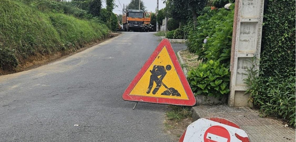 Cortan al tráfico un camino bergondés para realizar obras