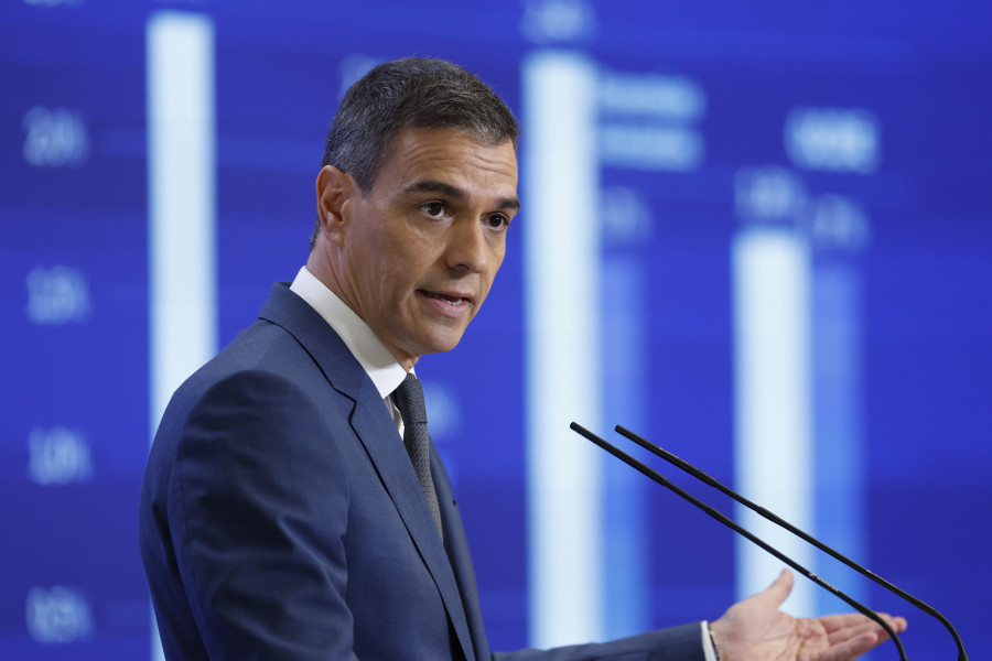 Sánchez reafirma los beneficios de una migración segura frente a las críticas de Feijóo