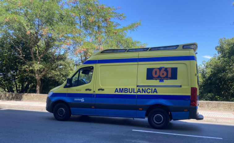 Trasladado un niño de tres años tras ser atropellado por un vehículo en Viveiro
