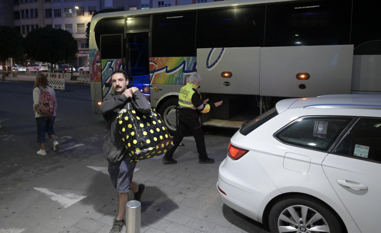 Vuelve la normalidad a la estación de tren de A Coruña tras las obras del fin de semana