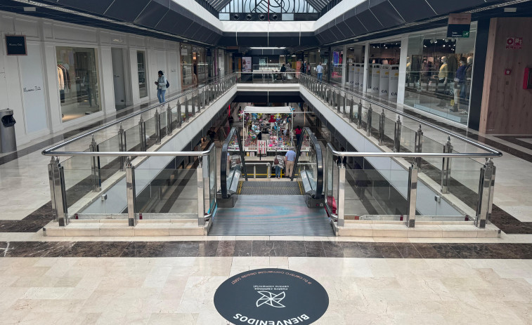Música y sorteos para celebrar el aniversario del centro comercial Cuatro Caminos