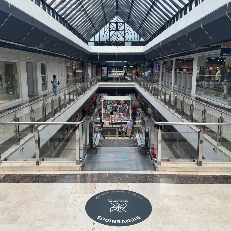 Vuelve la fiebre de lo vintage a A Coruña: Retro Caminos Fest llega al Centro Comercial Cuatro Caminos