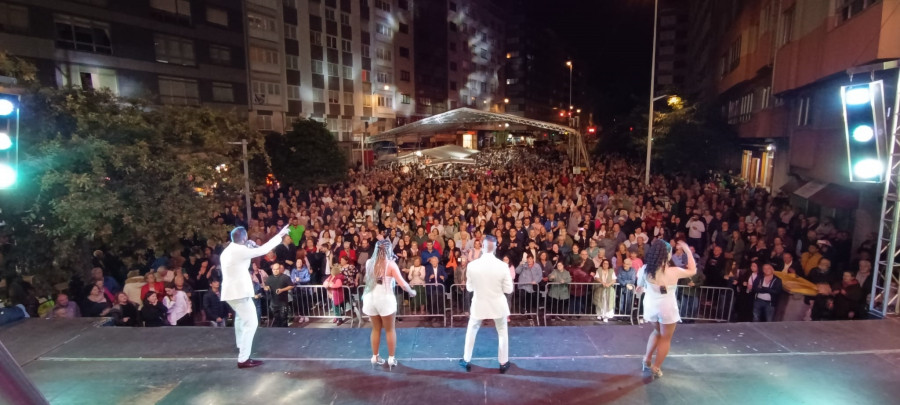 La memoria de Pucho Boedo y Sito Sedes y el show de Los Satélites llevan O Ventorrillo a otra galaxia