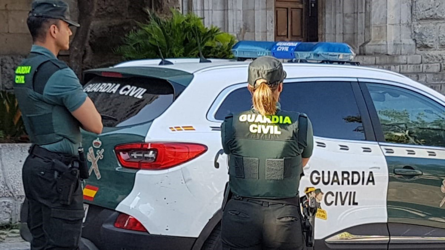 Detenido por acosar y amenazar con un arma blanca a vecinos del Agra do Orzán, Os Mallos y O Temple