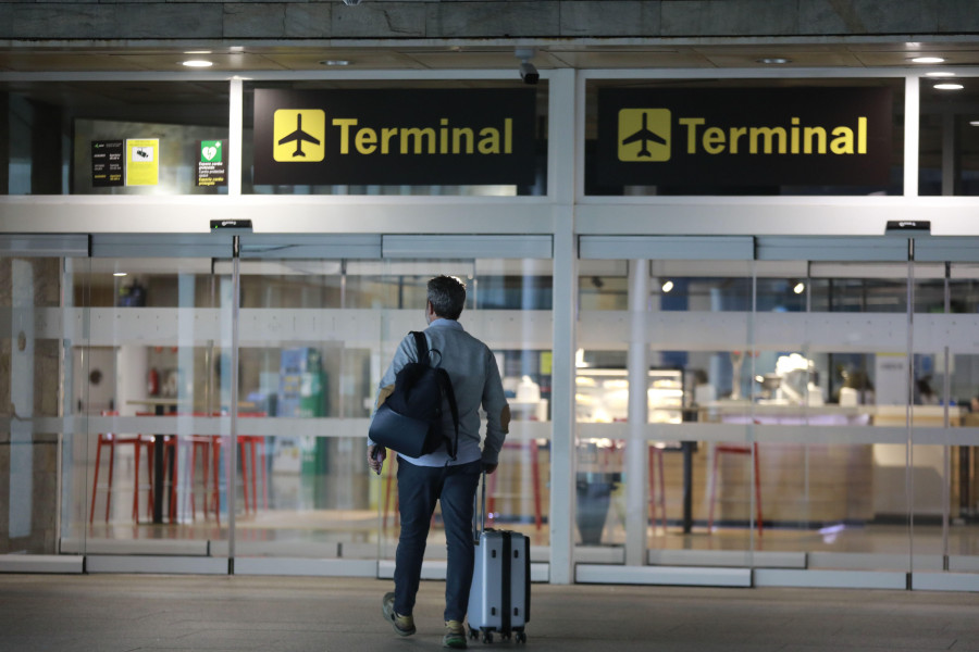 Los vuelos con conexión desde Madrid impulsan los resultados del aeropuerto de A Coruña