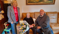 Lola, la abuela de Abegondo, cumple 103 años