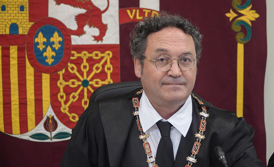 Un fiscal vio a García Ortiz y a su segunda con un móvil cuando registraban la Fiscalía