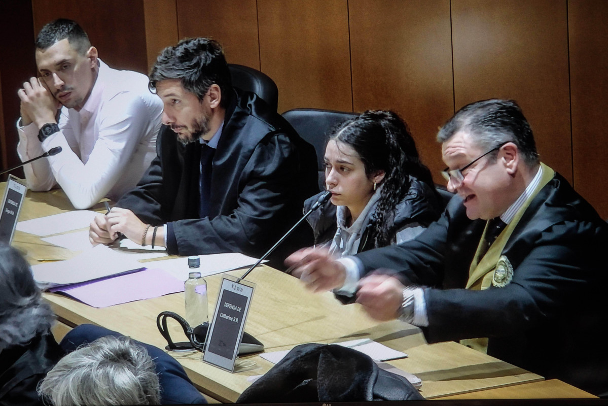 Juicio (62) 14194373