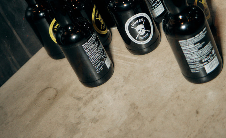 ‘The British Brown Ale’ estará disponible este mes en medio centenar de locales y tiendas gourmet de A Coruña