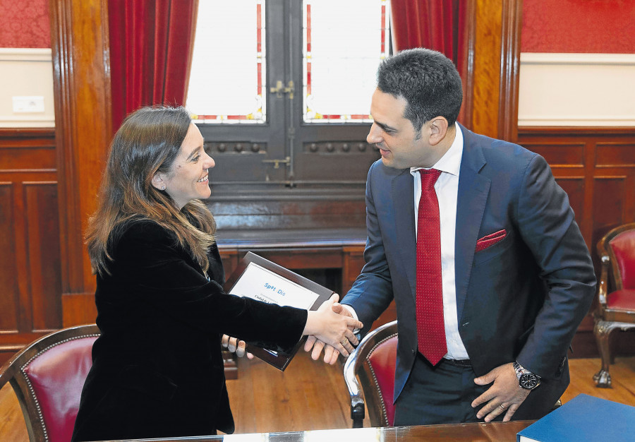A Coruña se adhiere a un proyecto que ayuda a identificar plazas de movilidad reducida