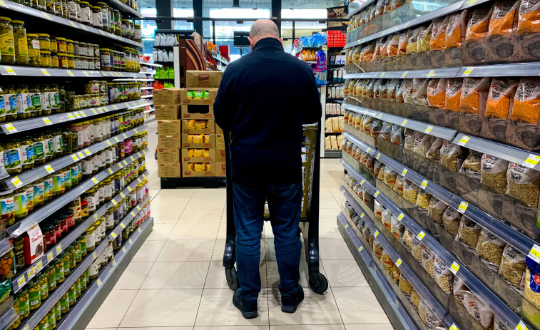 Más del 40% de los hogares gallegos llega con dificultad a final de mes