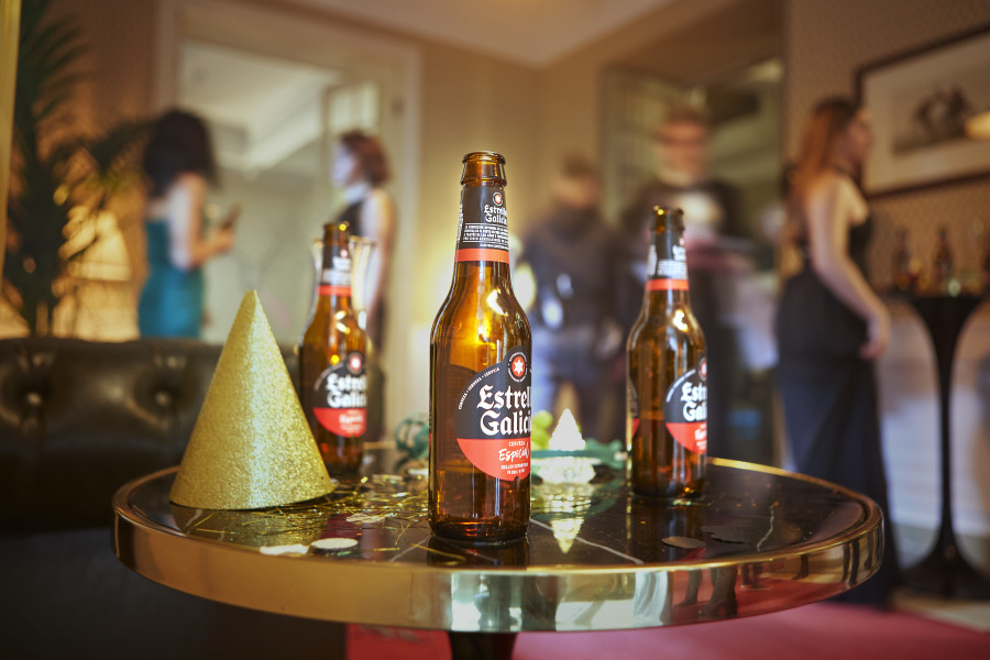 Estrella Galicia protagoniza un año más el brindis por el año nuevo en las Campanadas