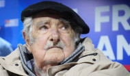 Mujica informa de que el cáncer se le expandió al hígado: 