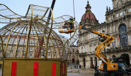 Las coronas de Navidad de María Pita se despiden con más sombras que luces