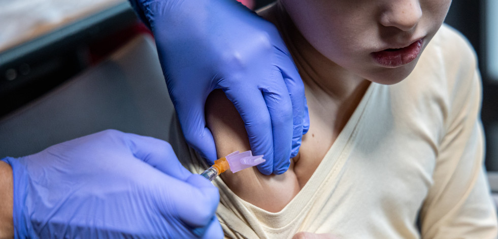 La Xunta adjudica el suministro de la vacuna intranasal de la gripe para su administración a niños de 2 a 11 años