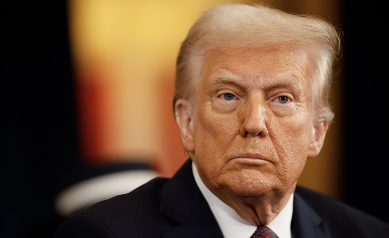 Wall Street abre con fuertes caídas en la primera jornada tras aranceles globales de Trump