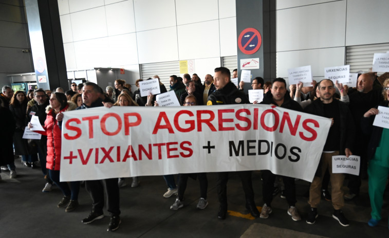 Seis sindicatos denuncian ante Inspección de Trabajo la última agresión a personal en Urgencias del Chuac