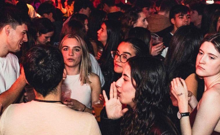 A Coruña recupera el todo incluído en las discotecas a precio de los 90