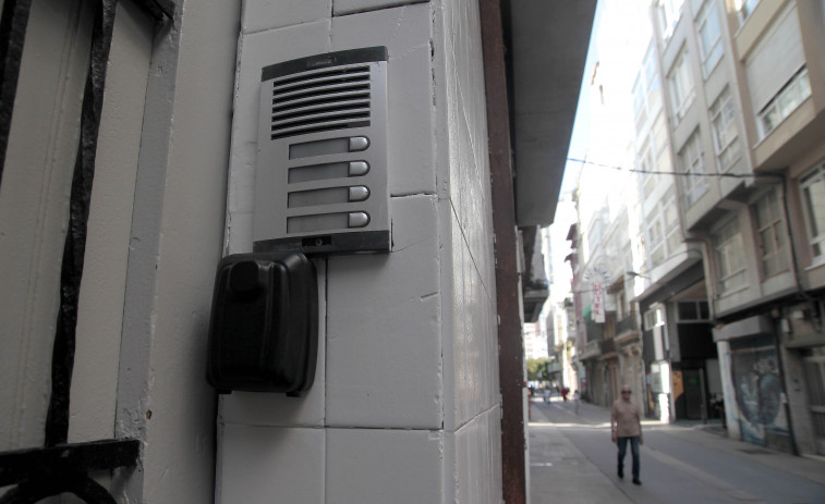 A Coruña aprueba la ordenanza de pisos turísticos
