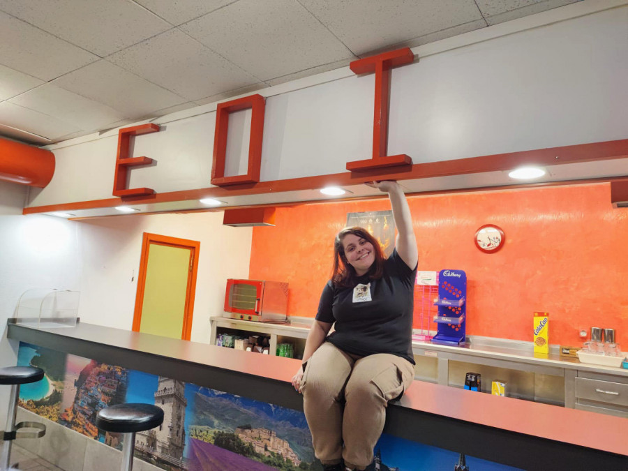 La Escuela Oficial de Idiomas inaugura este viernes su nueva cafetería, a cargo de Lidia Suárez Tubío
