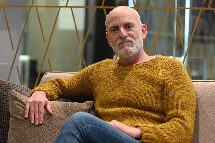 Alejandro Palomas | “Tus padres no quieren dejar de ser tus padres y tú no quieres ser padre de tus padres”